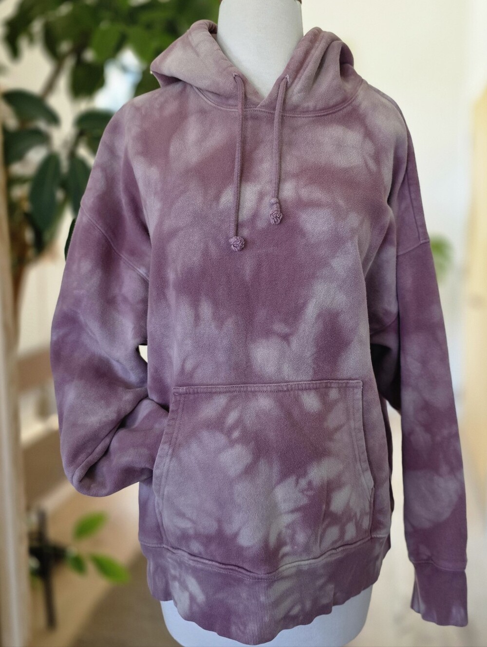 TNA Aritzia Dusty Rose Tie-Dye Hoodie
